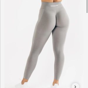Alphalete Amplify leggings- medium grey Small